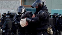 Protestos contra mobilização têm centenas de detidos na Rússia (AFP - 24.9.2022)